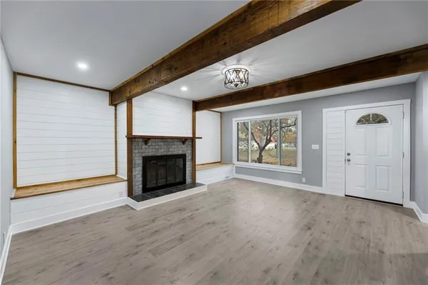 $275,000 | 7 Oak Hill Cluster, Independence, MO 64057