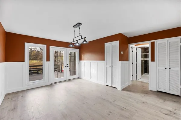 $275,000 | 7 Oak Hill Cluster, Independence, MO 64057