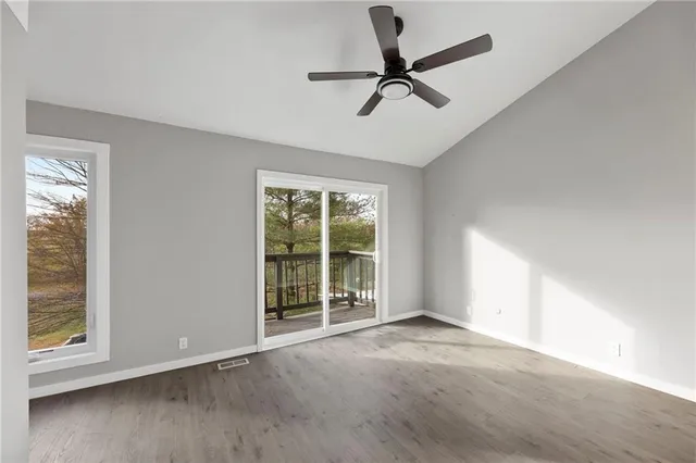 $275,000 | 7 Oak Hill Cluster, Independence, MO 64057