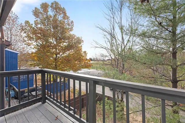 $275,000 | 7 Oak Hill Cluster, Independence, MO 64057