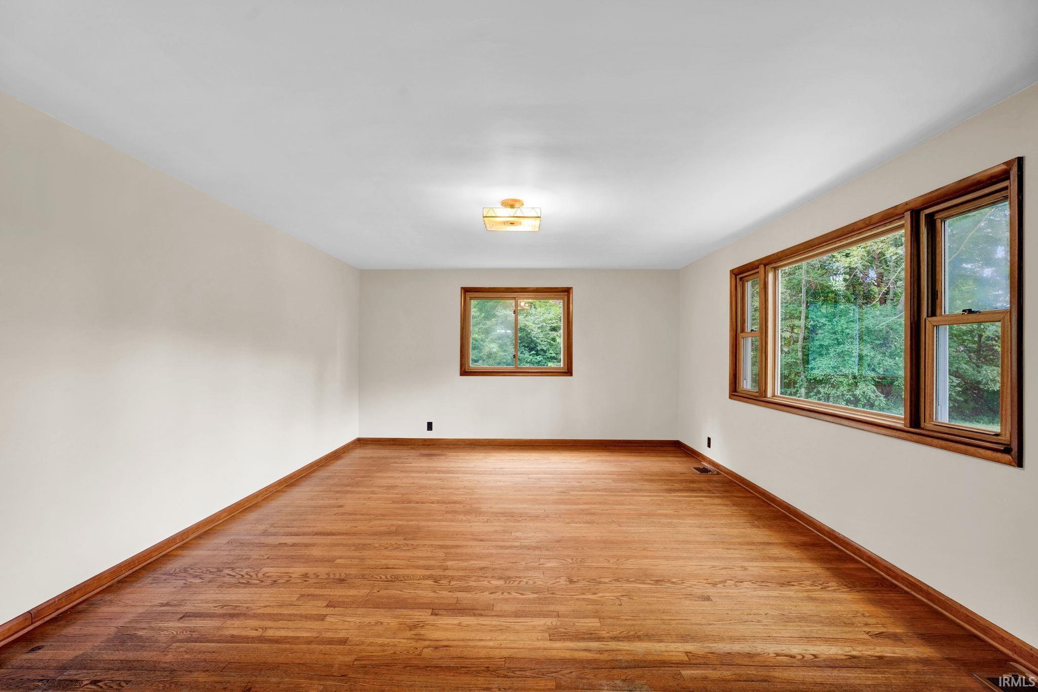 4550 Flake Road Martinsville, IN 46151 - Photo 6 of 36 Gallery Image 6