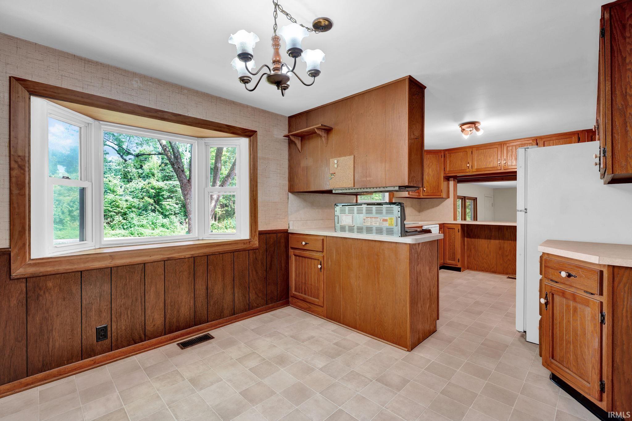 4550 Flake Road Martinsville, IN 46151 - Photo 10 of 36 Gallery Image 10