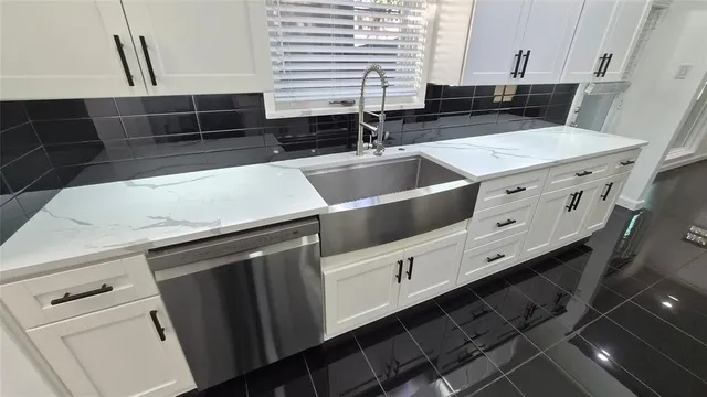 $725,000 | 1055 Tipperary Drive, Dallas, TX 75218