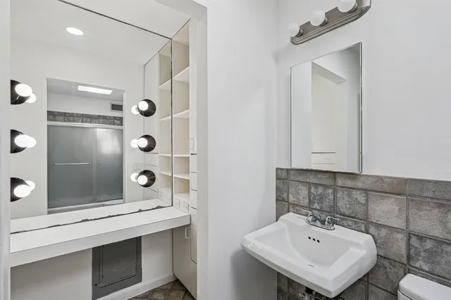 $725,000 | 1055 Tipperary Drive, Dallas, TX 75218