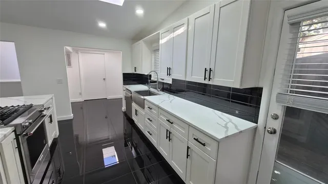 $725,000 | 1055 Tipperary Drive, Dallas, TX 75218