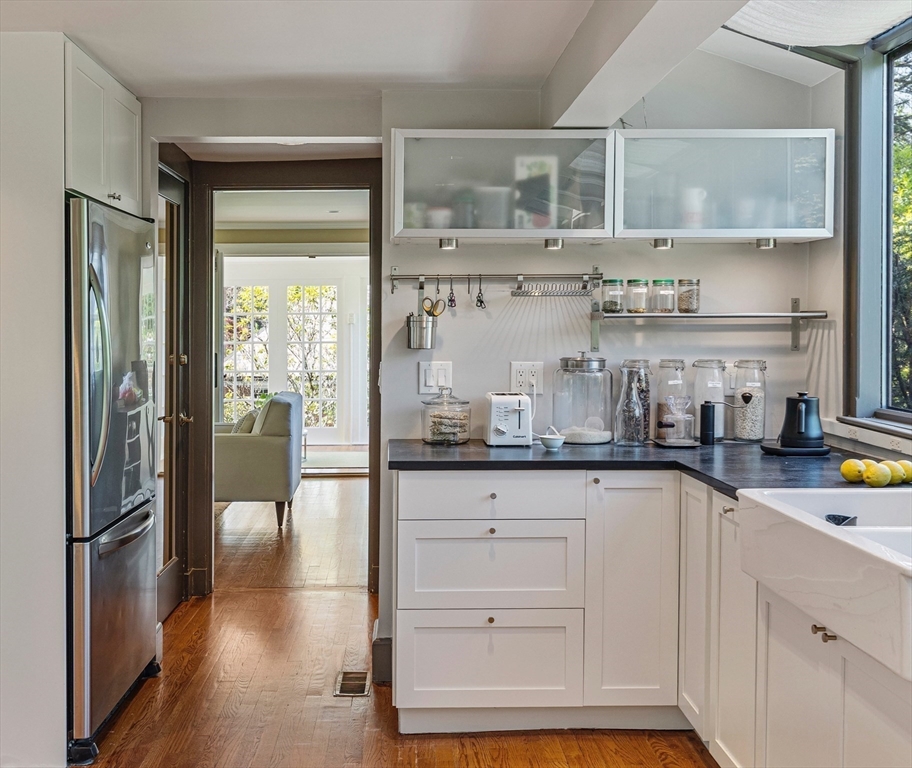 14 Meigh Road Newton, MA 02467 - Photo 11 of 36