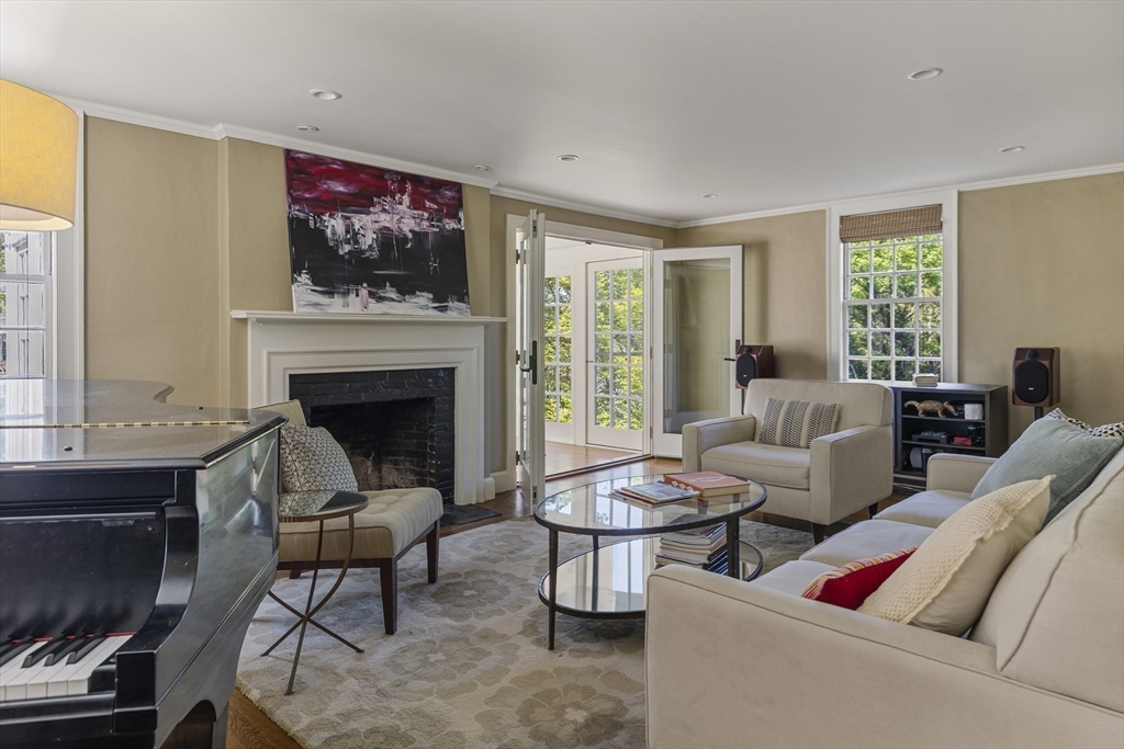 14 Meigh Road Newton, MA 02467 - Photo 12 of 36