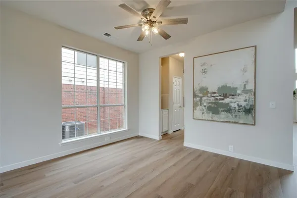 $574,888 | 4008 Double Oak Drive, Bedford, TX 76021