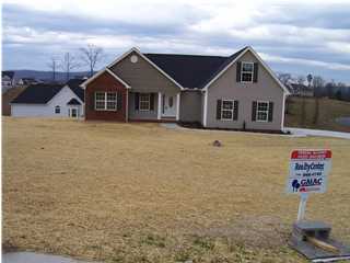 19 Oak Run Rock Spring, GA 30739 - Photo 1 of 8 Primary Photo