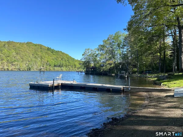 $2,800 | 554 Lake Drive, Guilford, CT 06437