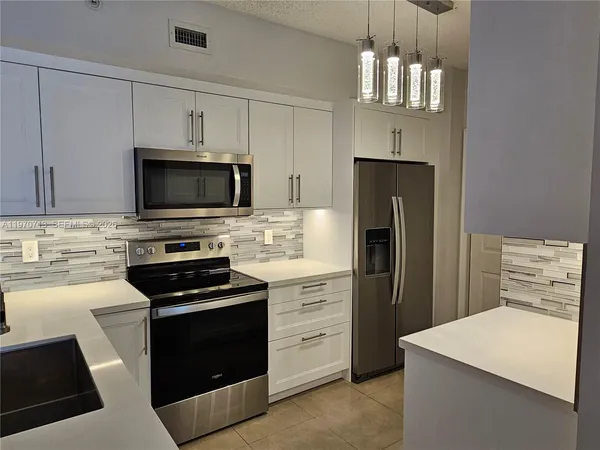 $2,600 | 2351 West Preserve Way, Unit 202, Miramar, FL 33025