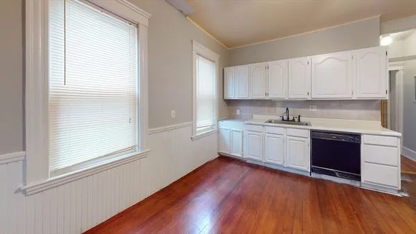$2,895 | 8 Olmstead Street, Unit 2, Boston, MA 02130