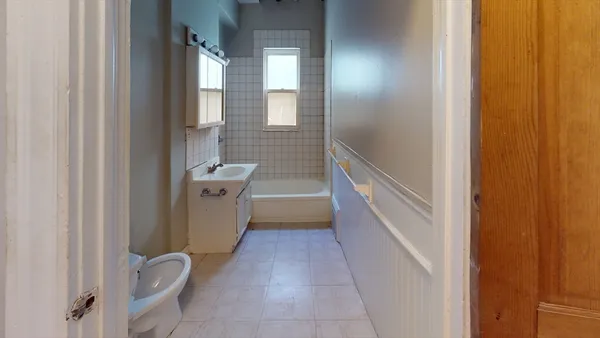 $2,895 | 8 Olmstead Street, Unit 2, Boston, MA 02130