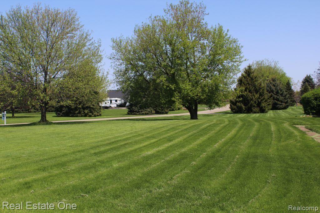 8468 Ranch Estates Road Clarkston, MI 48348 - Photo 30 of 34 IMG_4586.jpg