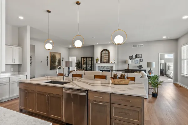 $999,999 | 1748 North River Road, River Hills, WI 53217
