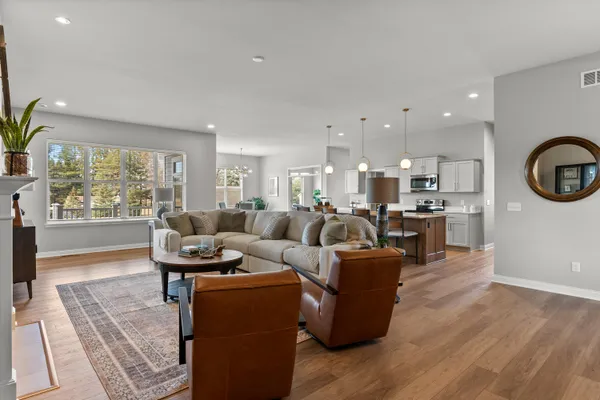 $999,999 | 1748 North River Road, River Hills, WI 53217