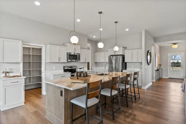 $999,999 | 1748 North River Road, River Hills, WI 53217