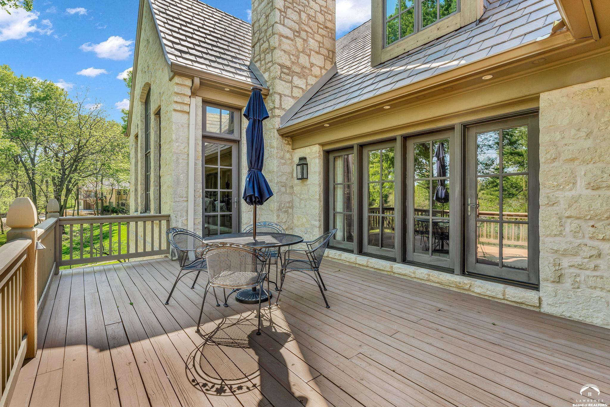 208 Fall Creek Road Lawrence, KS 66049 - Photo 20 of 100