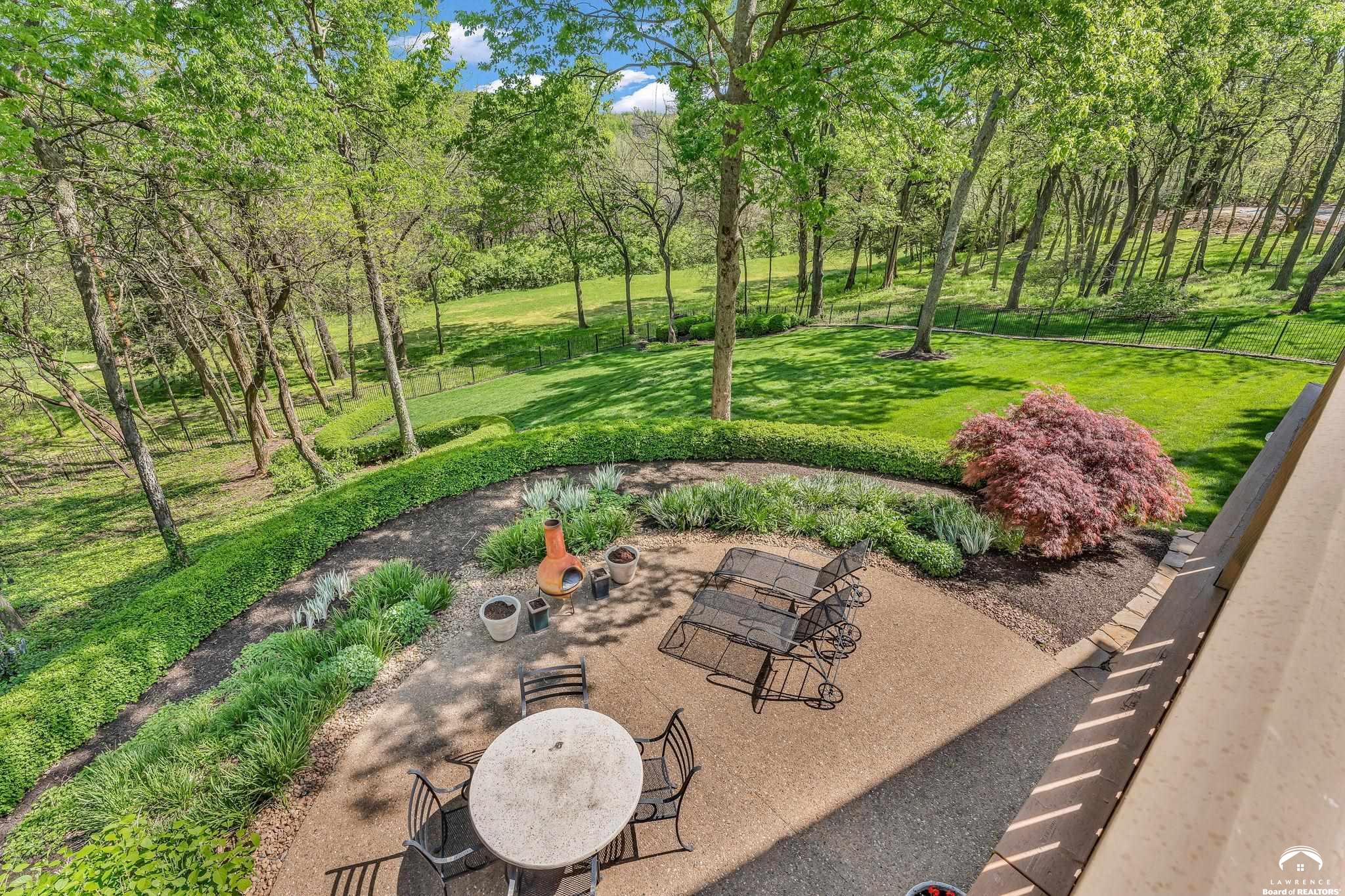 208 Fall Creek Road Lawrence, KS 66049 - Photo 5 of 100