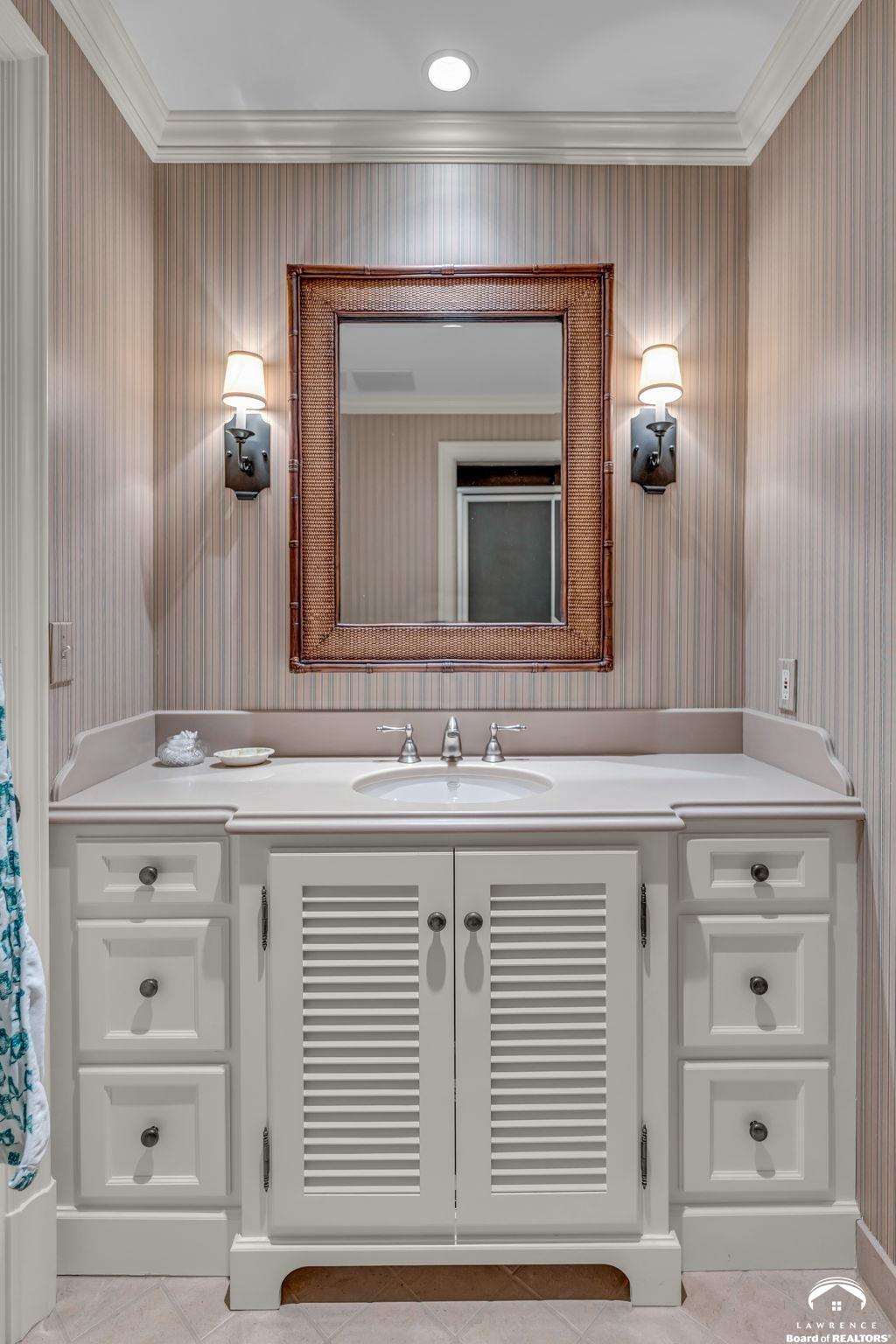 208 Fall Creek Road Lawrence, KS 66049 - Photo 62 of 100