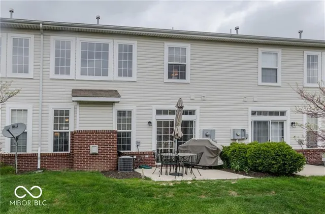 $1,950 | 4023 Much Marcle Drive, Zionsville, IN 46077