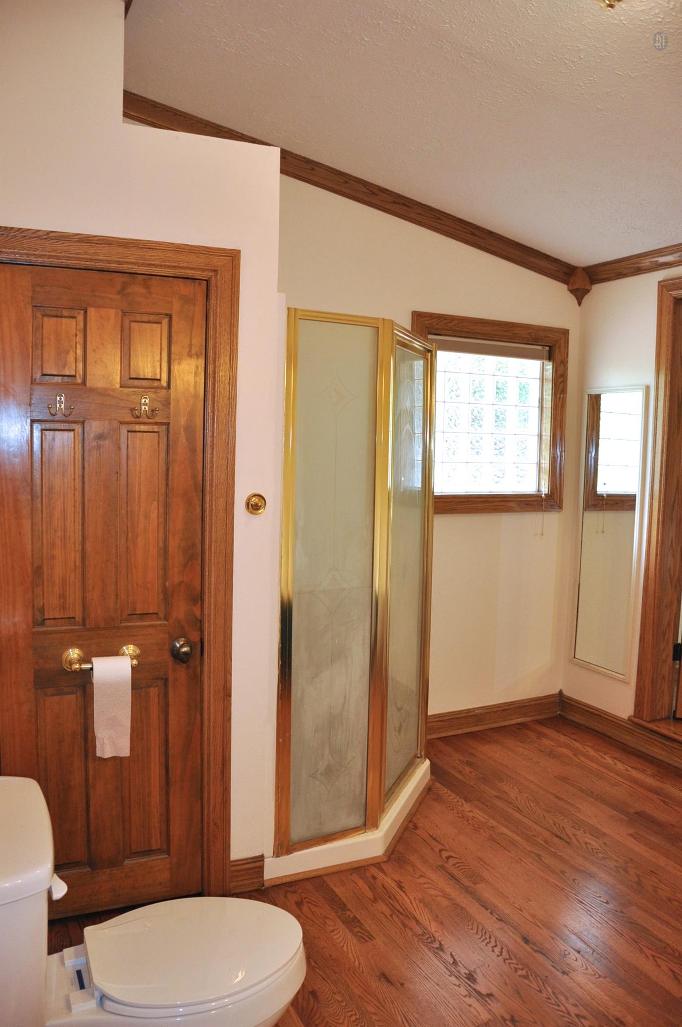 8013 Mill Road Cross Plains, TN 37049 - Photo 19 of 26 a bathroom with a toilet a sink and shower