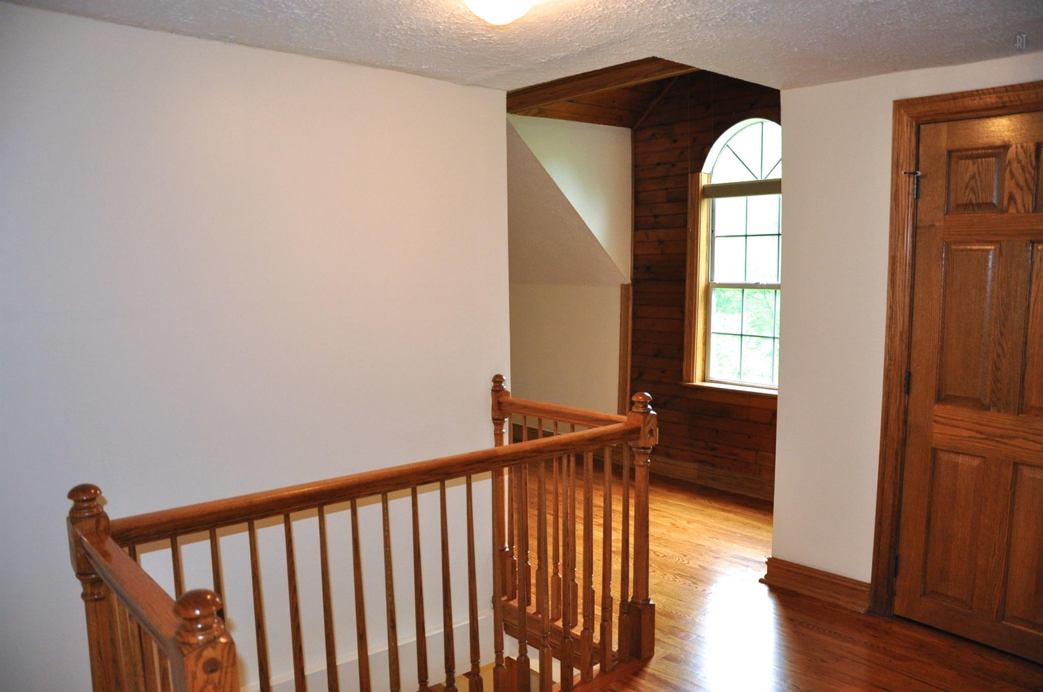8013 Mill Road Cross Plains, TN 37049 - Photo 21 of 26 a view of entryway with wooden floor
