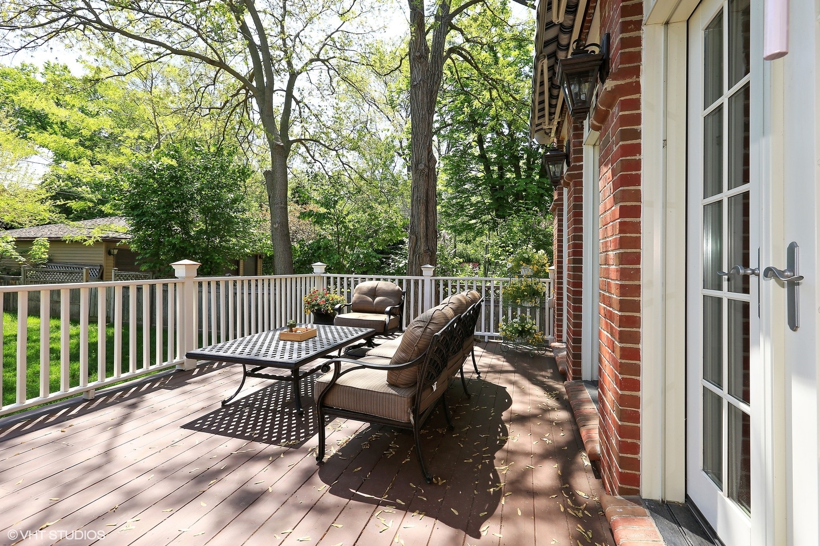 615 Courtland Avenue Park Ridge, IL 60068 - Photo 23 of 29 a view of balcony with wooden floor and outdoor seating