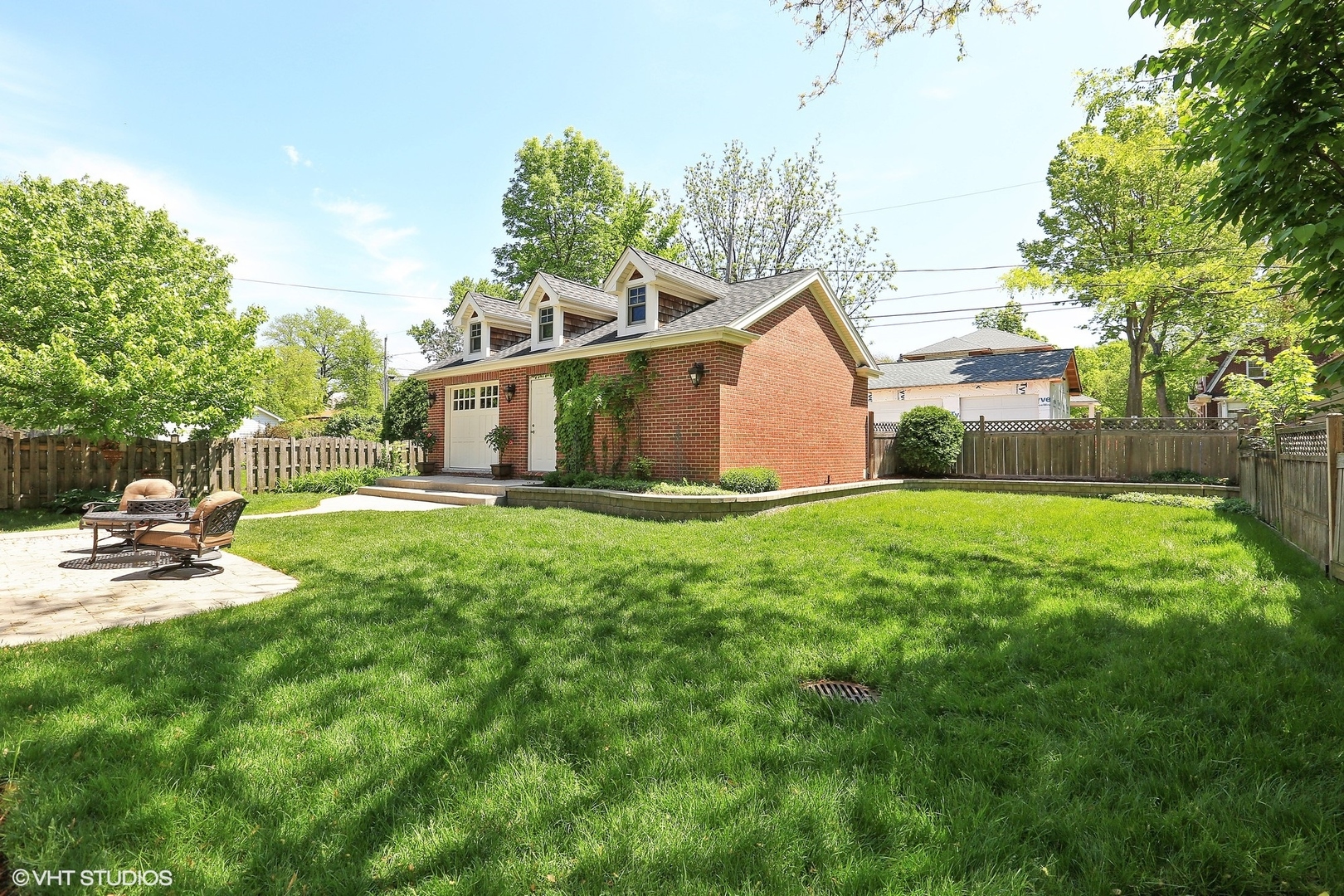 615 Courtland Avenue Park Ridge, IL 60068 - Photo 26 of 29 a view of a house with backyard and porch