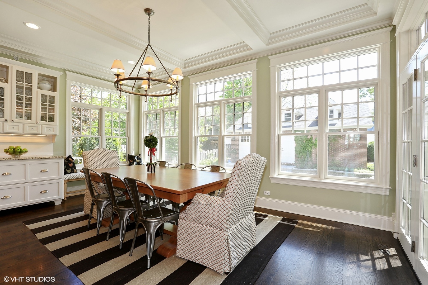615 Courtland Avenue Park Ridge, IL 60068 - Photo 10 of 29 a dining room with furniture window wooden floor