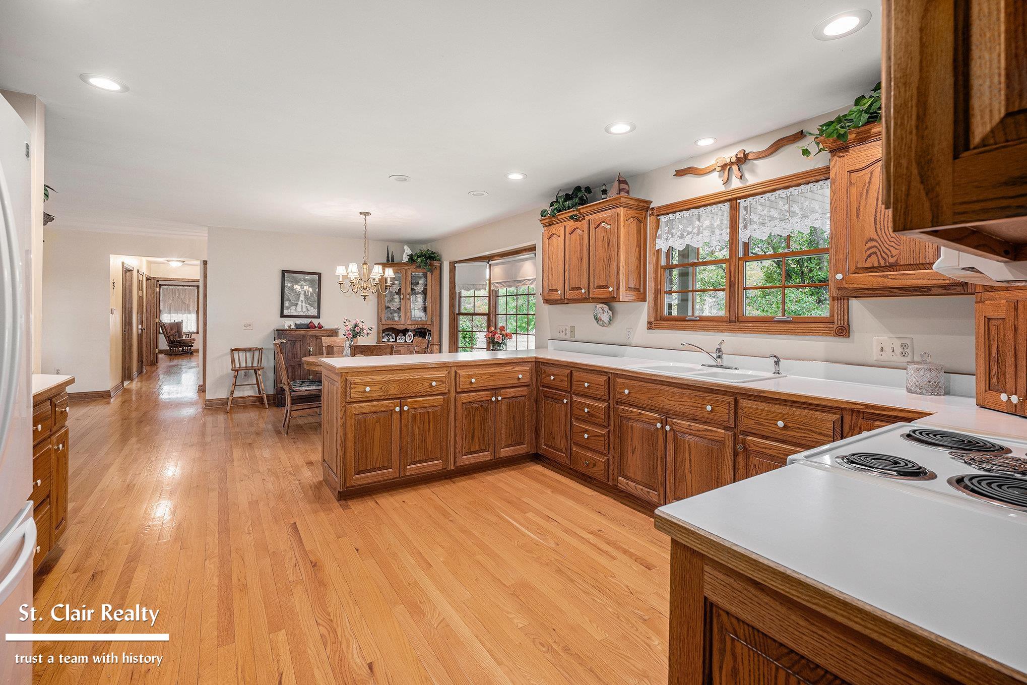 2350 Wadhams Road St. Clair, MI 48079 - Photo 9 of 32 50193066-745bf906-7fcd-4f0b-9515-e0df62c10511.JPG