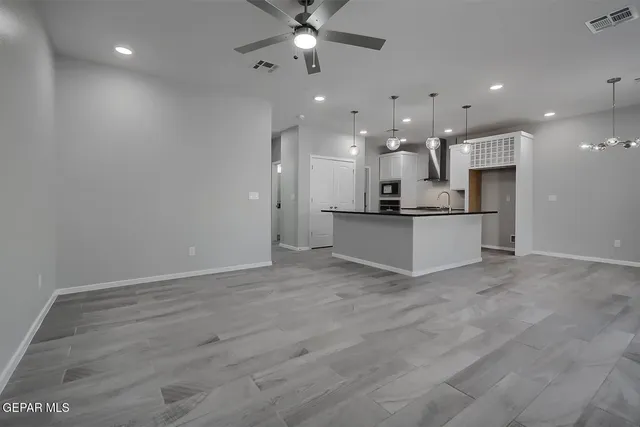 $294,950 | 461 Davis Greenwood Court, Vinton, TX 79821