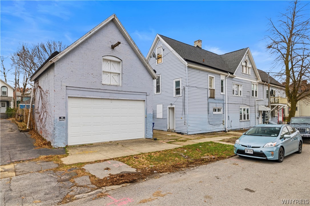 139 Vermont Street Buffalo, NY 14213 - Photo 2 of 50