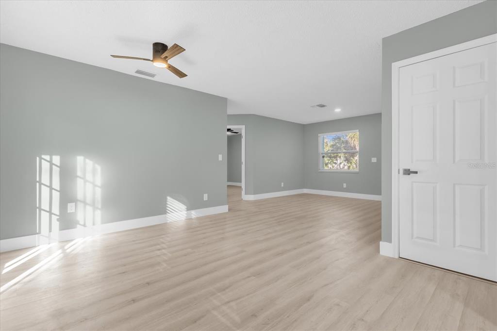 8440 Lafitte Drive Hudson, FL 34667 - Photo 6 of 33