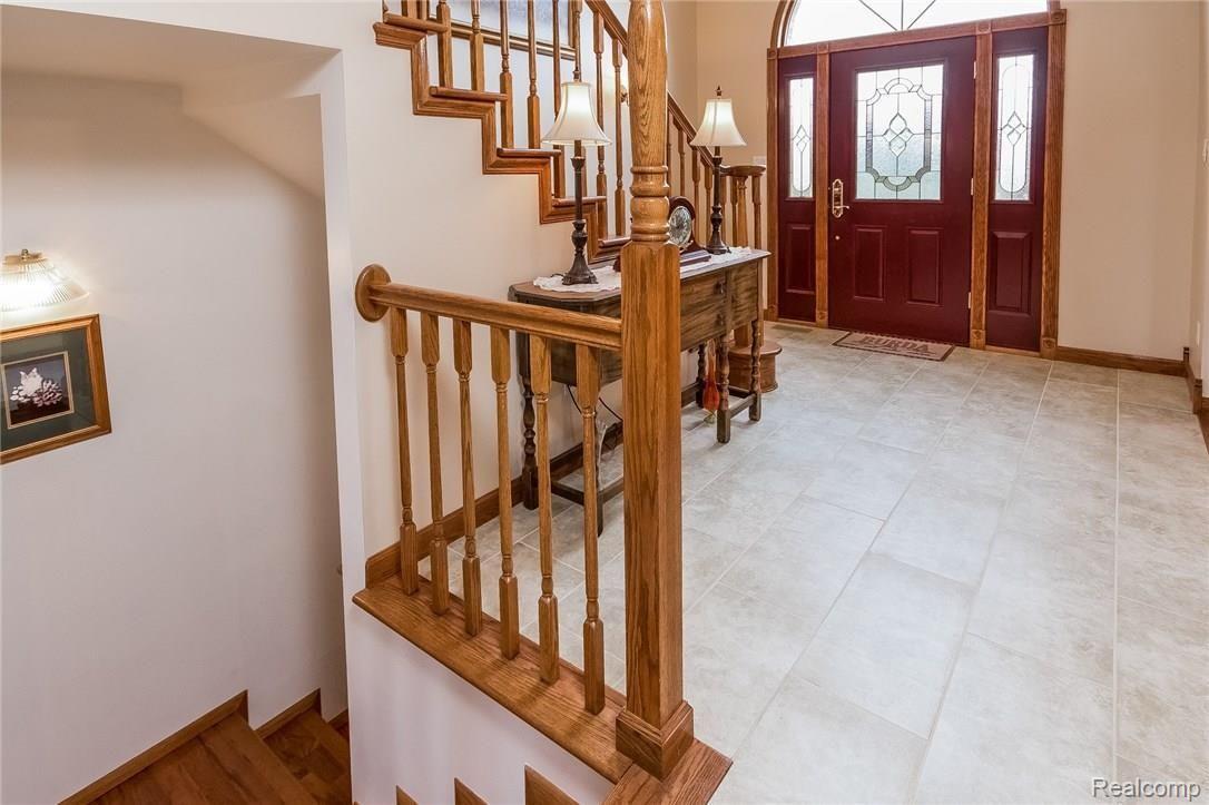 23835 Elwell Road Belleville, MI 48111 - Photo 4 of 78 CERAMIC FOYER