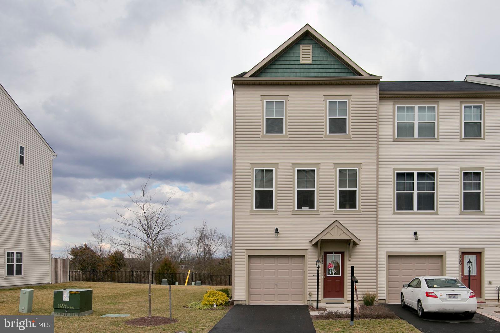 122 Splendor Garden Way Stephenson, VA 22656 - Photo 1 of 41 Gallery Image 1