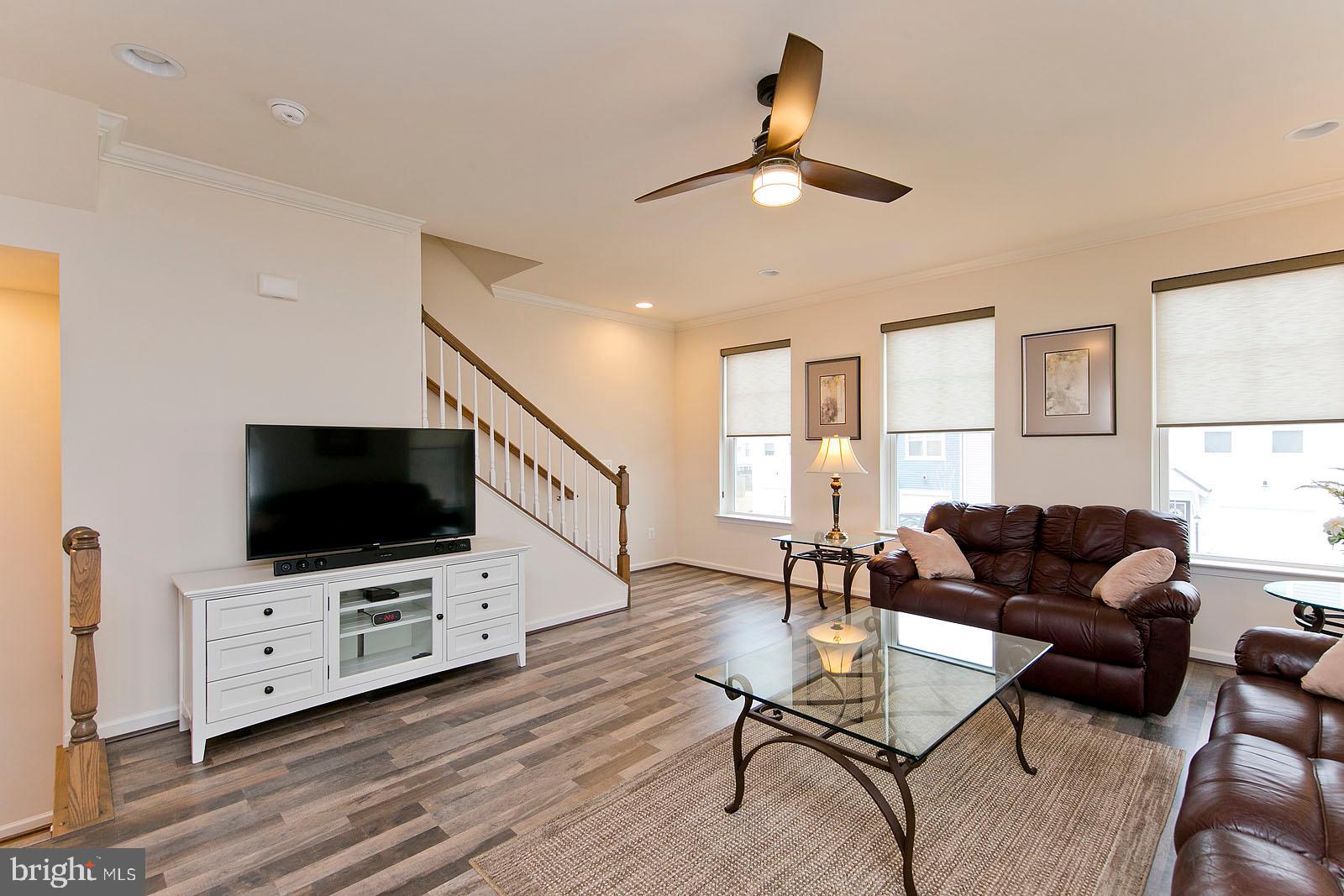 122 Splendor Garden Way Stephenson, VA 22656 - Photo 8 of 41 Gallery Image 8