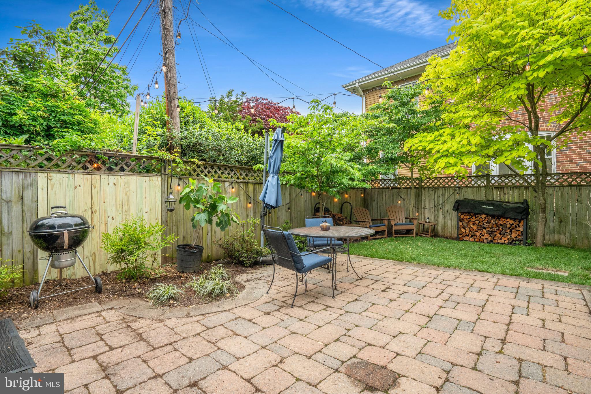 804 Russell Road Alexandria, VA 22301 - Photo 25 of 32 Stone Patio - great entertaining