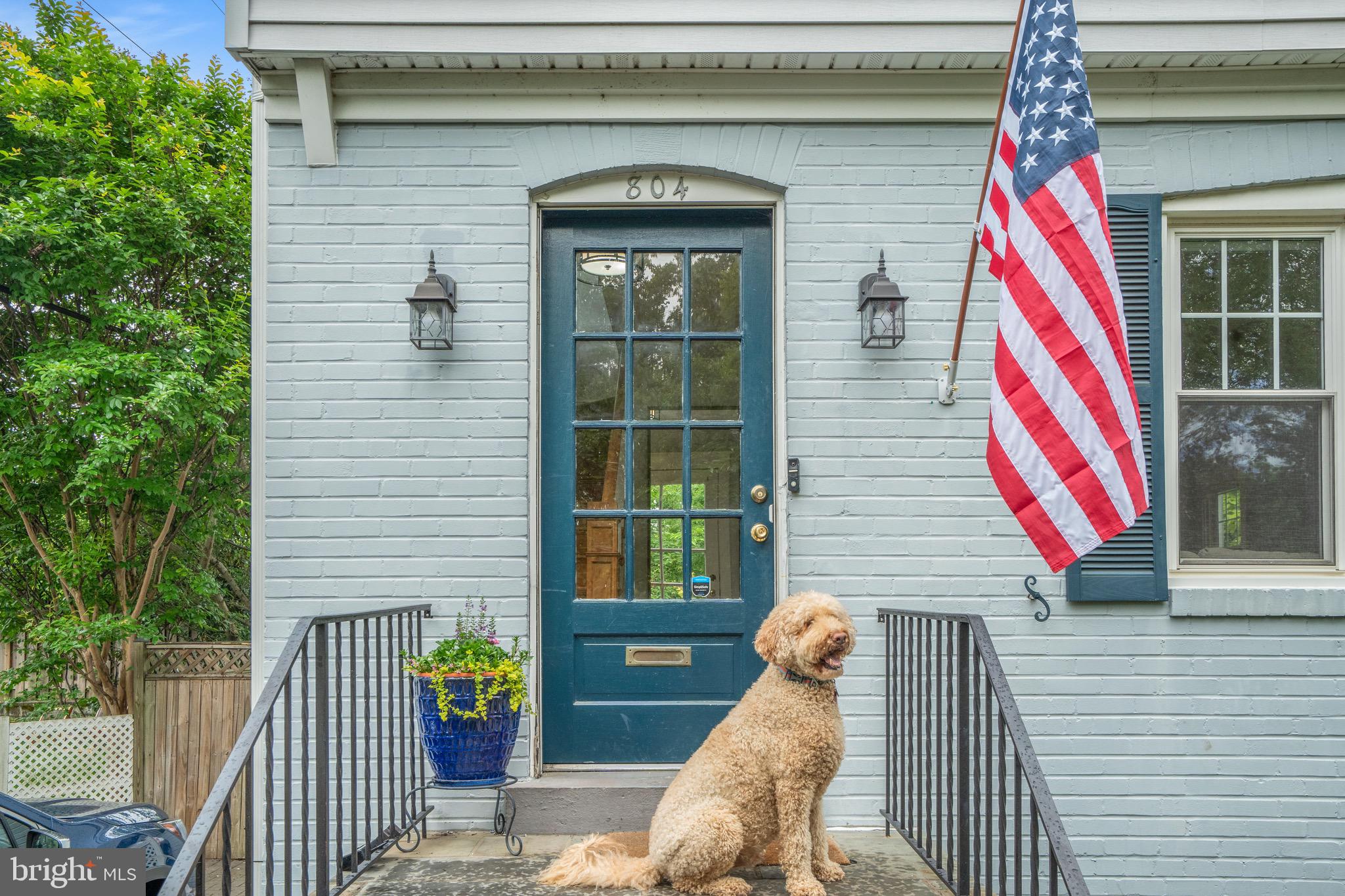 804 Russell Road Alexandria, VA 22301 - Photo 26 of 32 Welcome Home!