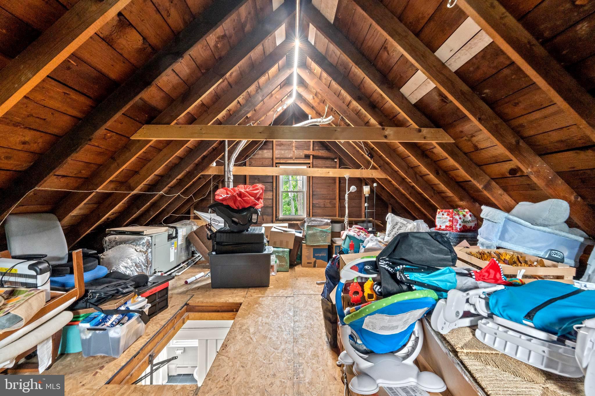 804 Russell Road Alexandria, VA 22301 - Photo 28 of 32 Huge floored attic