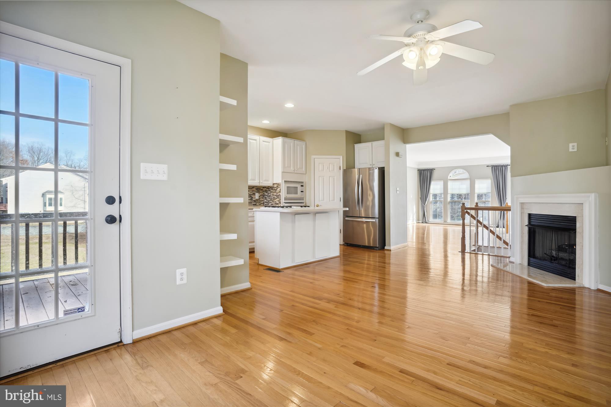 8427 Carmela Circle Springfield, VA 22153 - Photo 16 of 48 Family Room/Breakfast Area