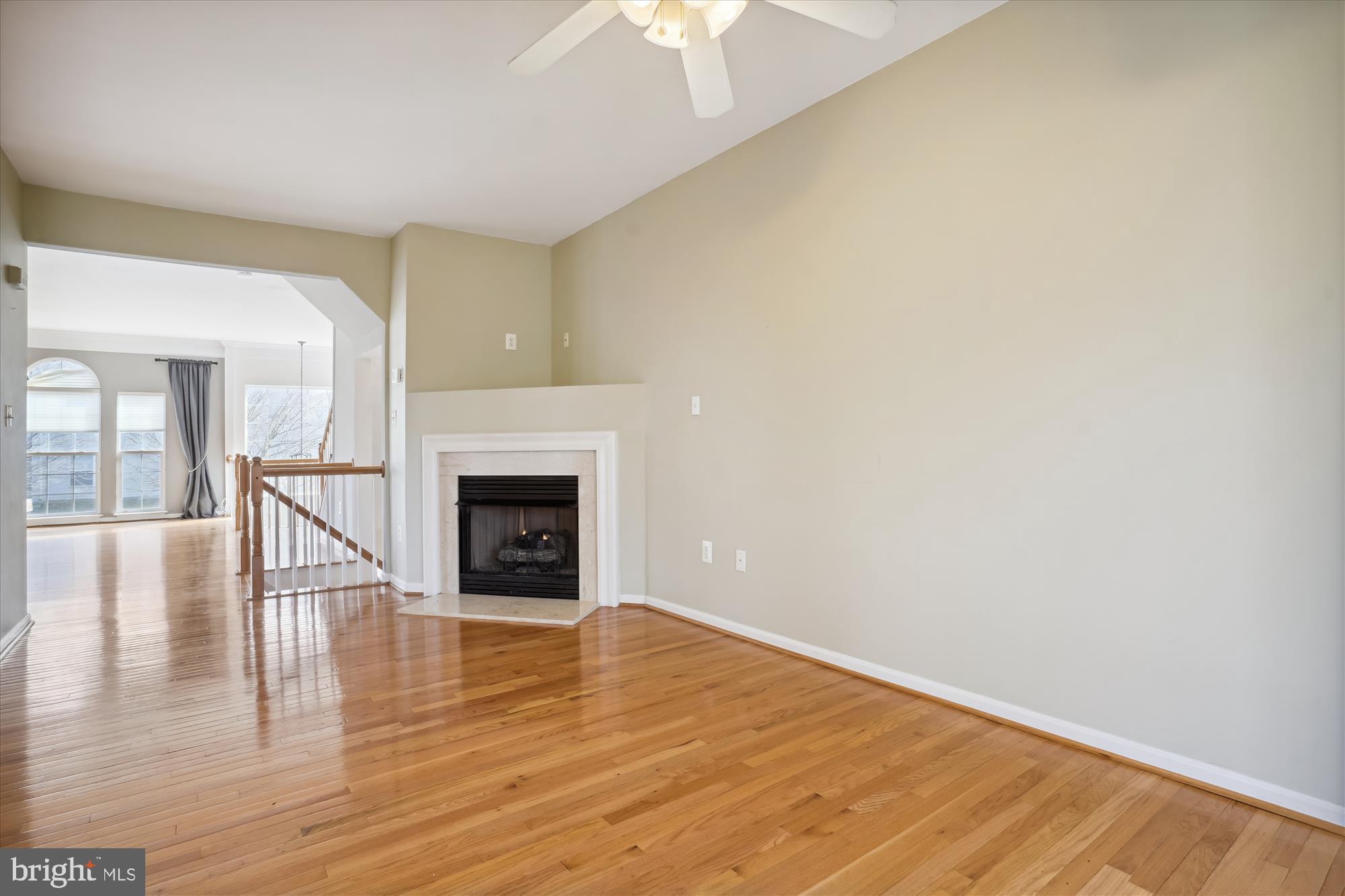 8427 Carmela Circle Springfield, VA 22153 - Photo 17 of 48 Family Room/Breakfast Area