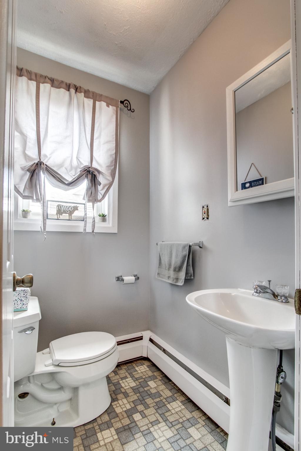 11536 Winterstown Road Red Lion, PA 17356 - Photo 12 of 25