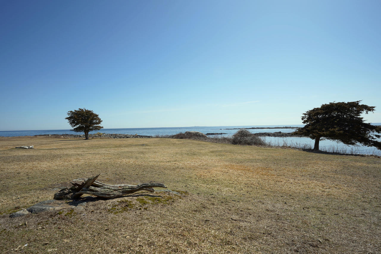 112 Goodwin Road Kittery, ME 03905 - Photo 30 of 37 025