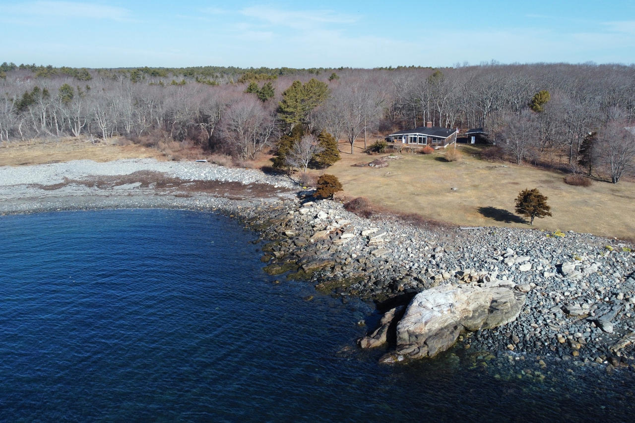 112 Goodwin Road Kittery, ME 03905 - Photo 4 of 37 004