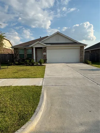 $2,150 | 4214 Briarstone Knl Trail, Baytown, TX 77521