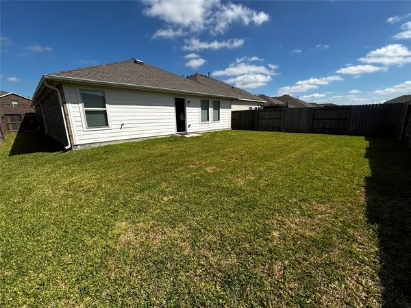 $2,150 | 4214 Briarstone Knl Trail, Baytown, TX 77521