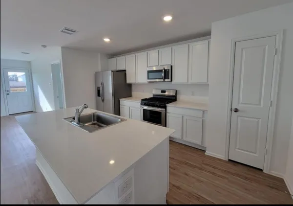 $2,150 | 4214 Briarstone Knl Trail, Baytown, TX 77521