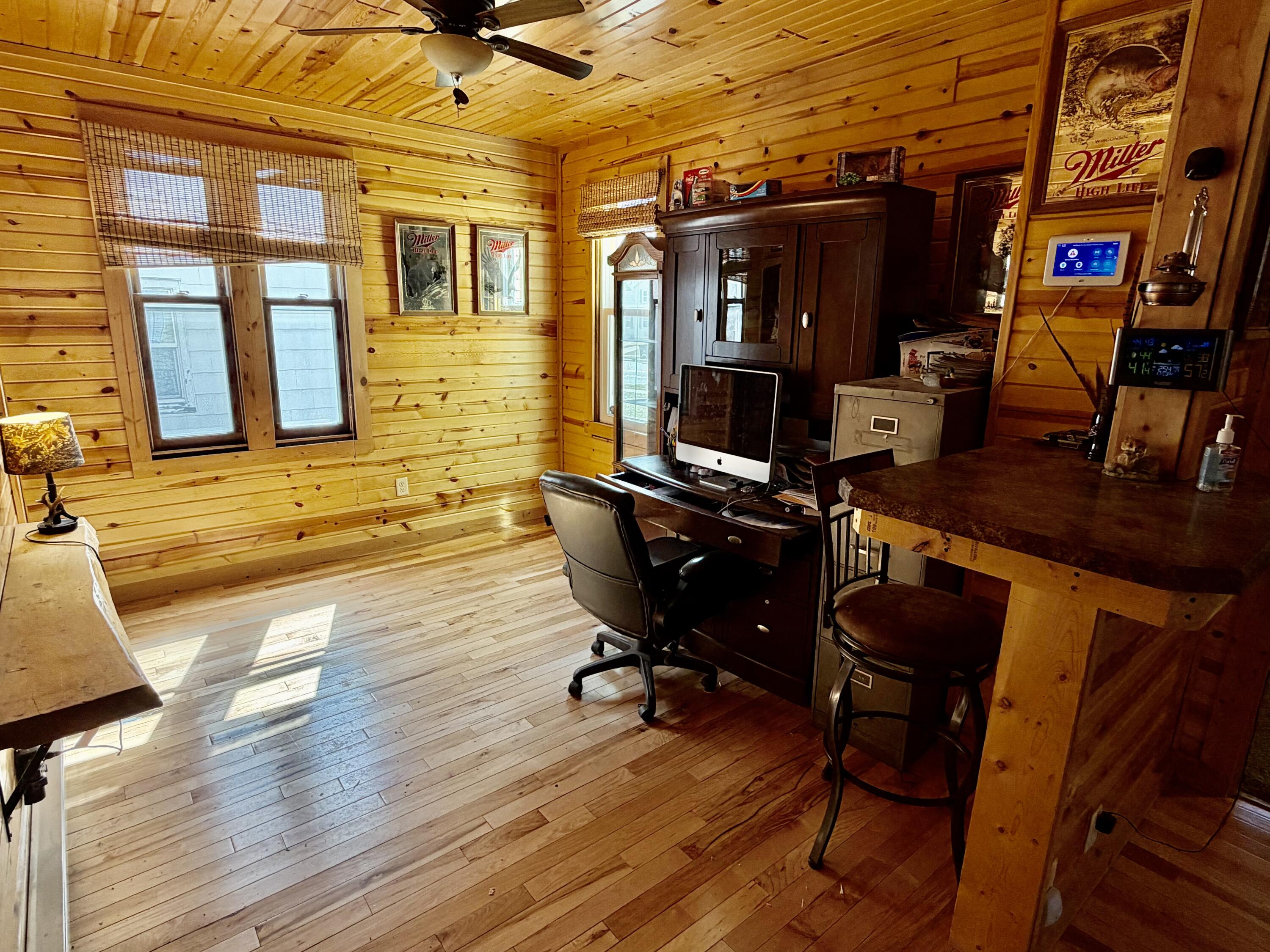 615 South Spring Street Beaver Dam, WI 53916 - Photo 14 of 30 Office