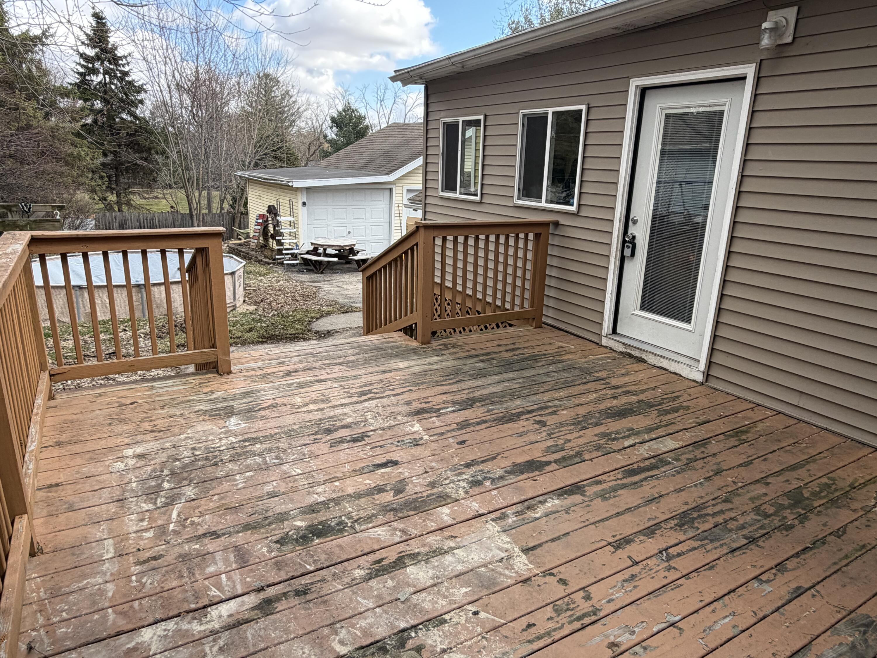 615 South Spring Street Beaver Dam, WI 53916 - Photo 29 of 30 Deck